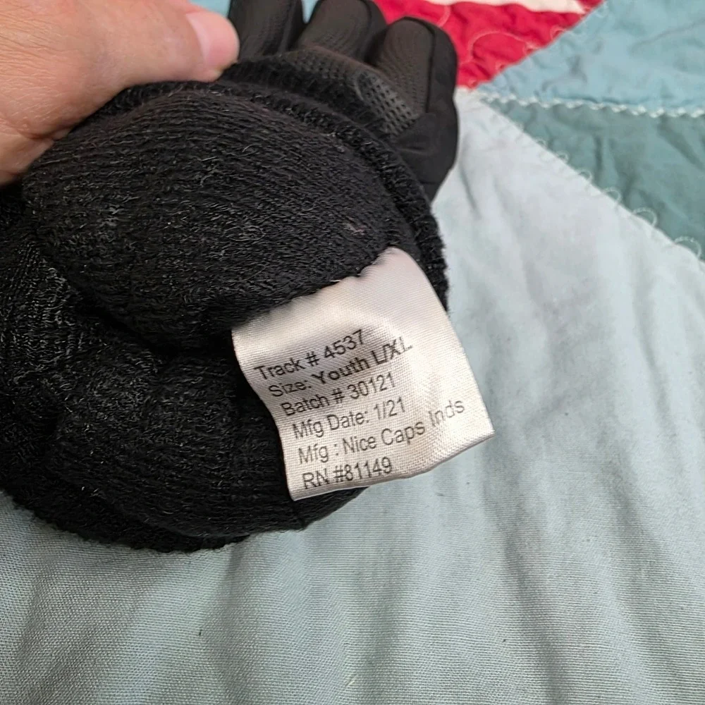 N Ice Caps Kids Youth L/XL Black 3M Thinsulate Waterproof Winter Snow Gloves